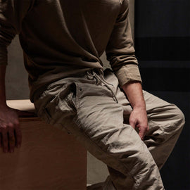 Cotton Hemp Flight Pant in Toast Pigment | James Perse Los Angeles