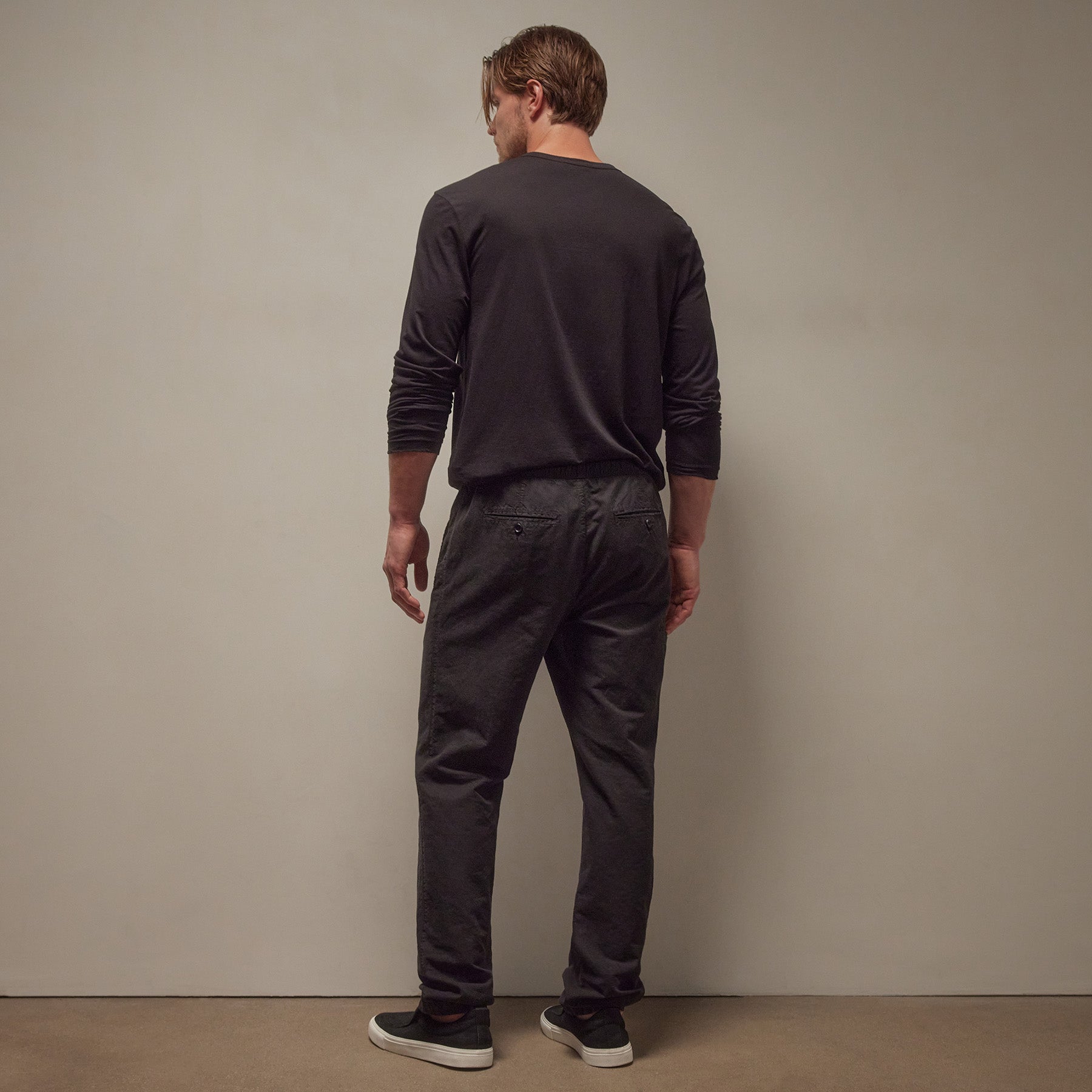Textured Relaxed Pant in Black | James Perse Los Angeles