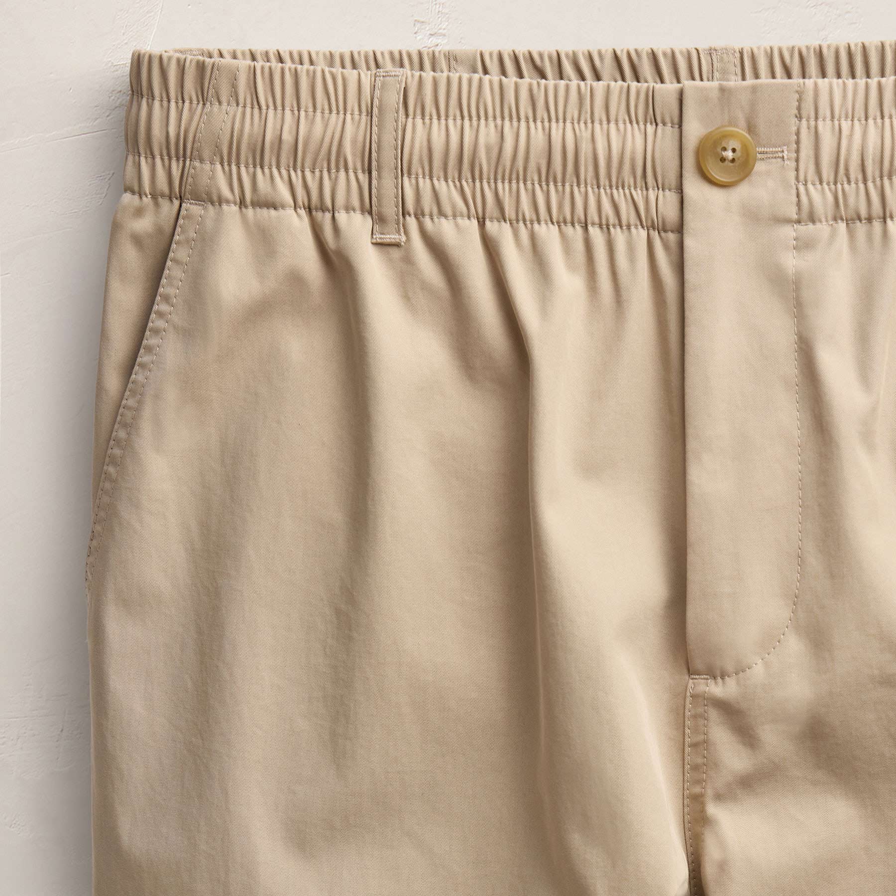 Elevated Cotton Twill Drawstring Trouser in Light Khaki | James Perse Los Angeles