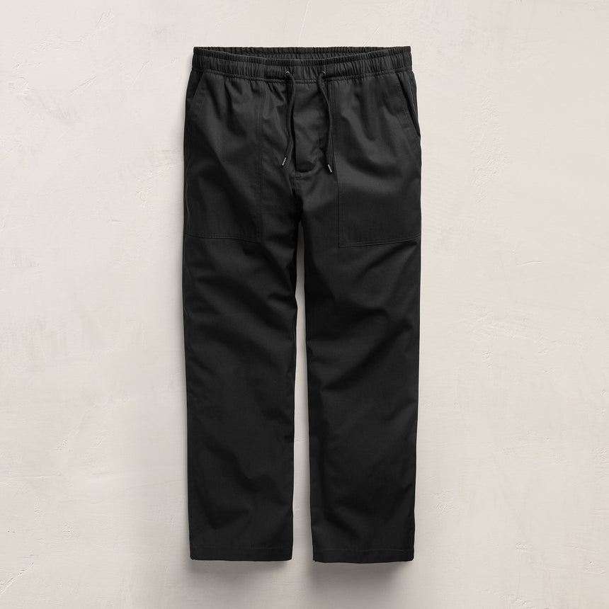 Fine Cotton Twill Patch Pocket Pant in Black | James Perse Los Angeles