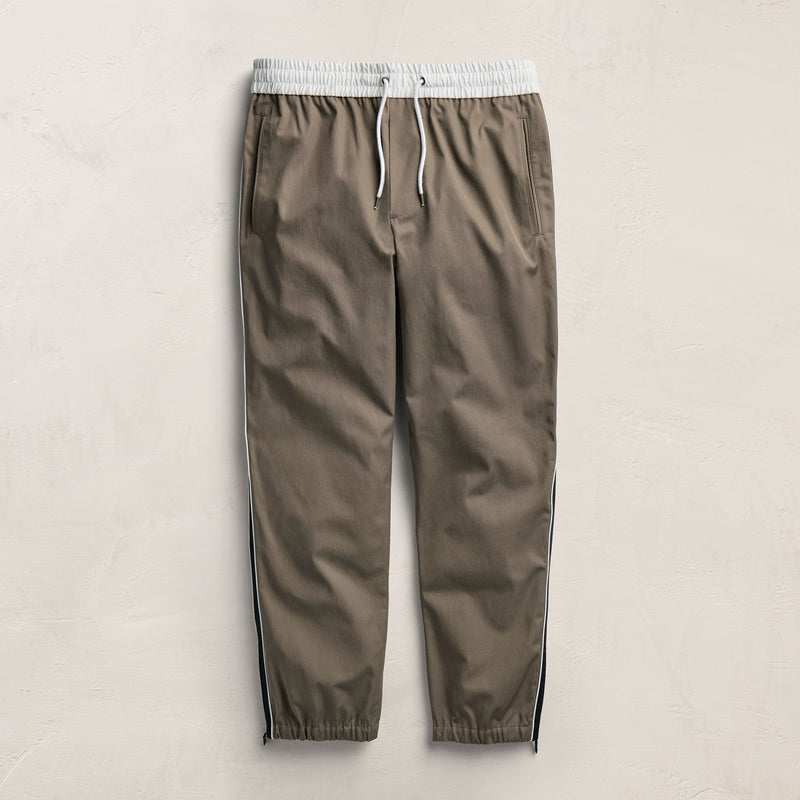 Elevated Cotton Twill Track Pant in Light Olive/Black/White | James Perse Los Angeles