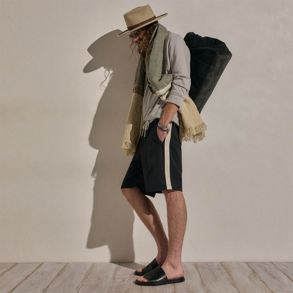 Elevated Cotton Twill Track Short in Black/Latte/White | James Perse Los Angeles