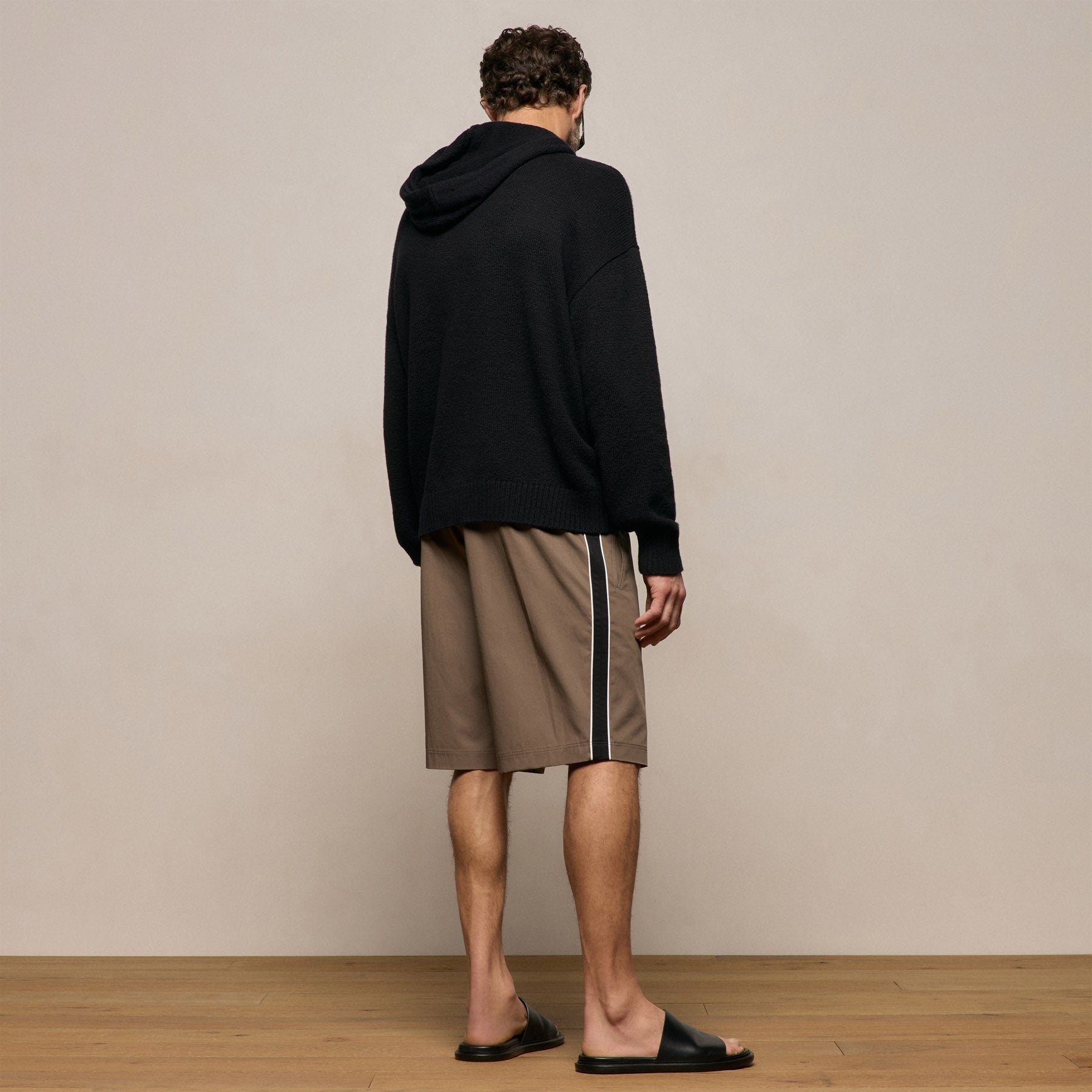 Elevated Cotton Twill Track Short in Light Olive/Black/White | James Perse Los Angeles