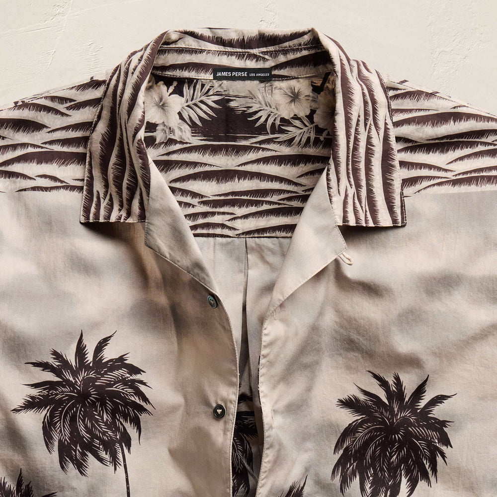 Palm Printed Shirt in Stone | James Perse Los Angeles
