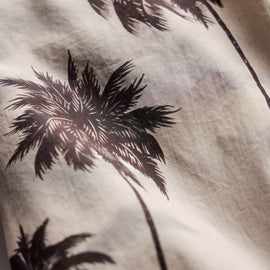 Palm Printed Shirt in Stone | James Perse Los Angeles