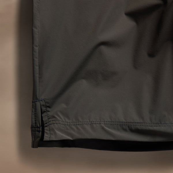 Technical Stretch Nylon Split Hem Boardshort in Hemlock | James Perse Los Angeles