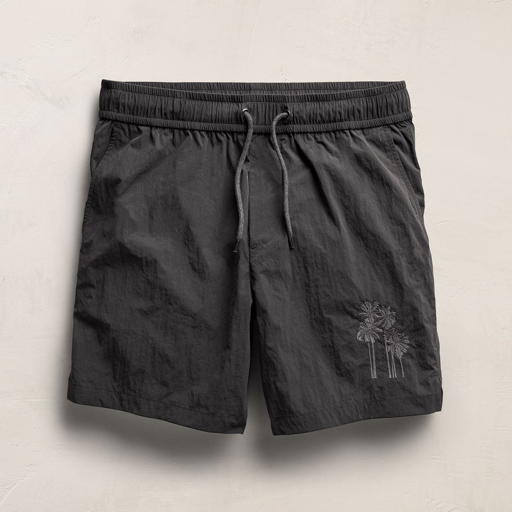 Palm Embroidered Boardshort in Carbon | James Perse Los Angeles