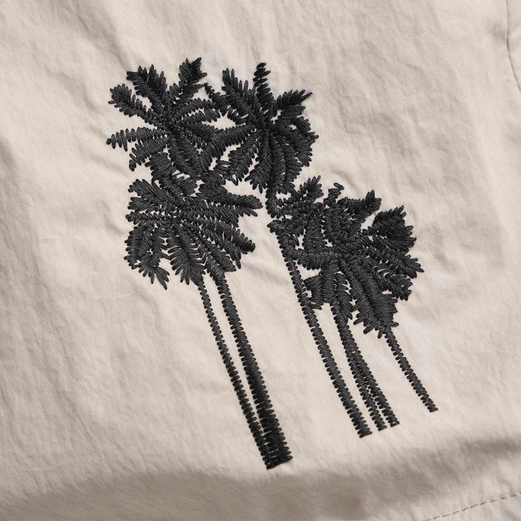 Palm Embroidery Shorts in Salt | James Perse Los Angeles