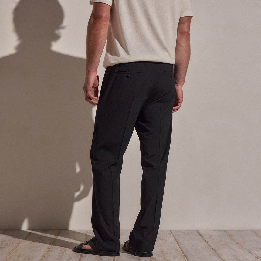 Lighweight Wool Pull On Trouser in Black | James Perse Los Angeles