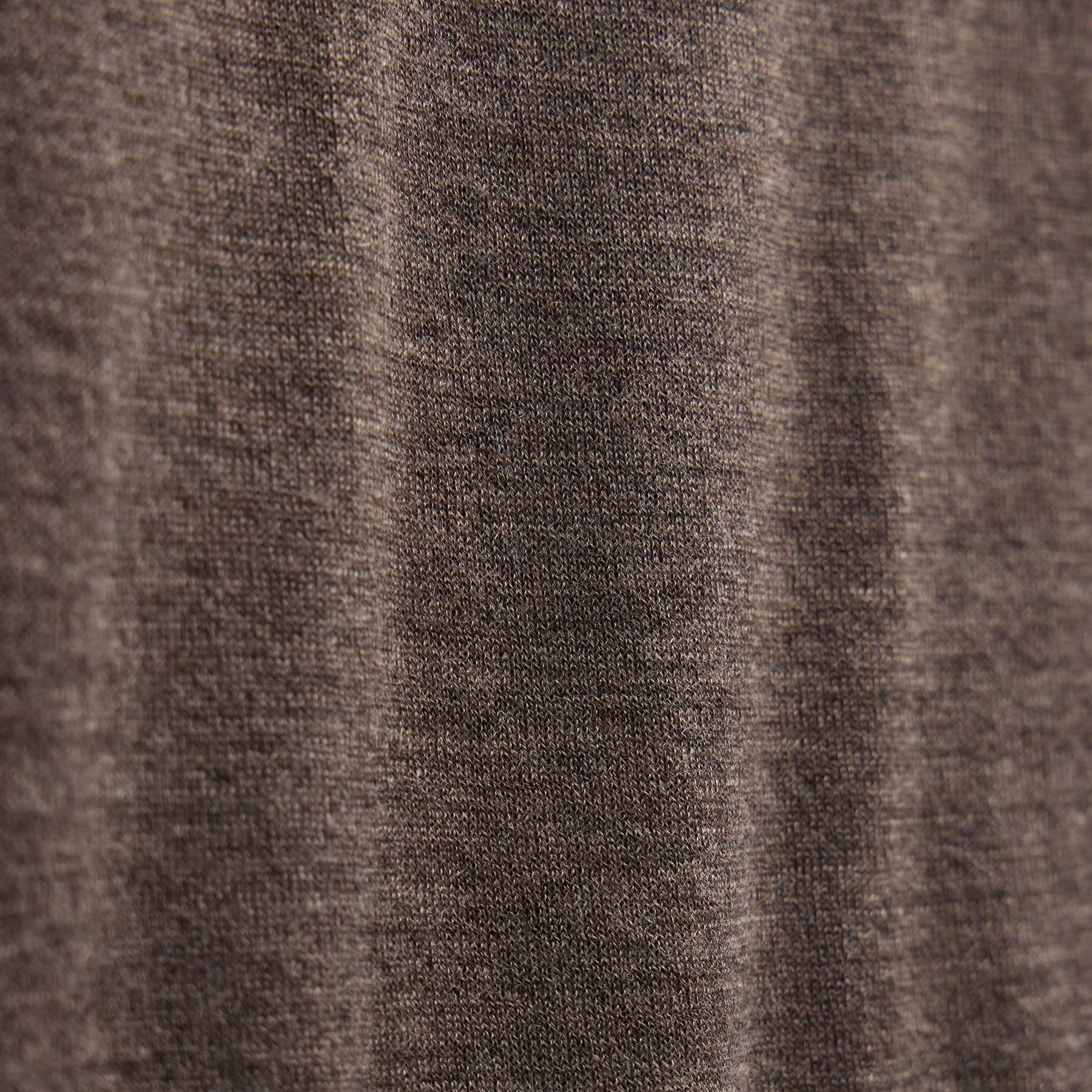 Lightweight Fine Gauge Cashmere Crew in Dusty Brown | James Perse Los Angeles