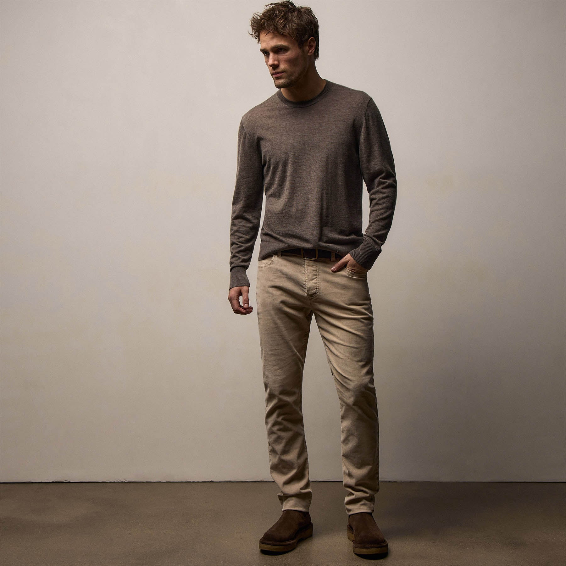 Ultrafine Cashmere Crew in Dusty Brown | James Perse Los Angeles