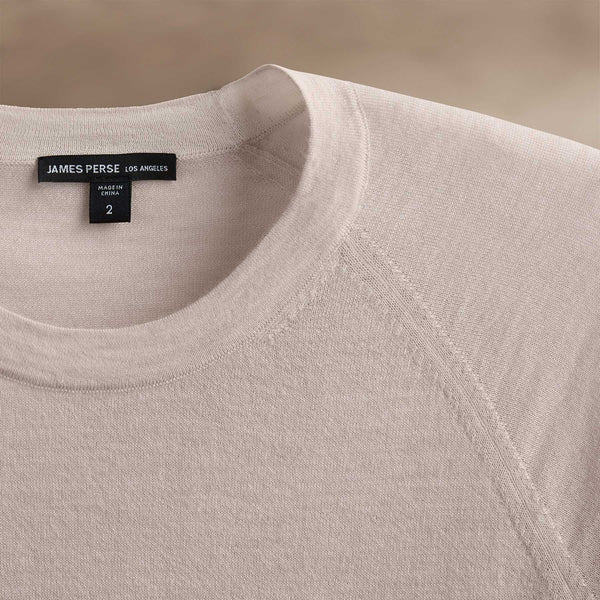Ultra Fine Cshmr Raglan Crew in Balsa | James Perse Los Angeles
