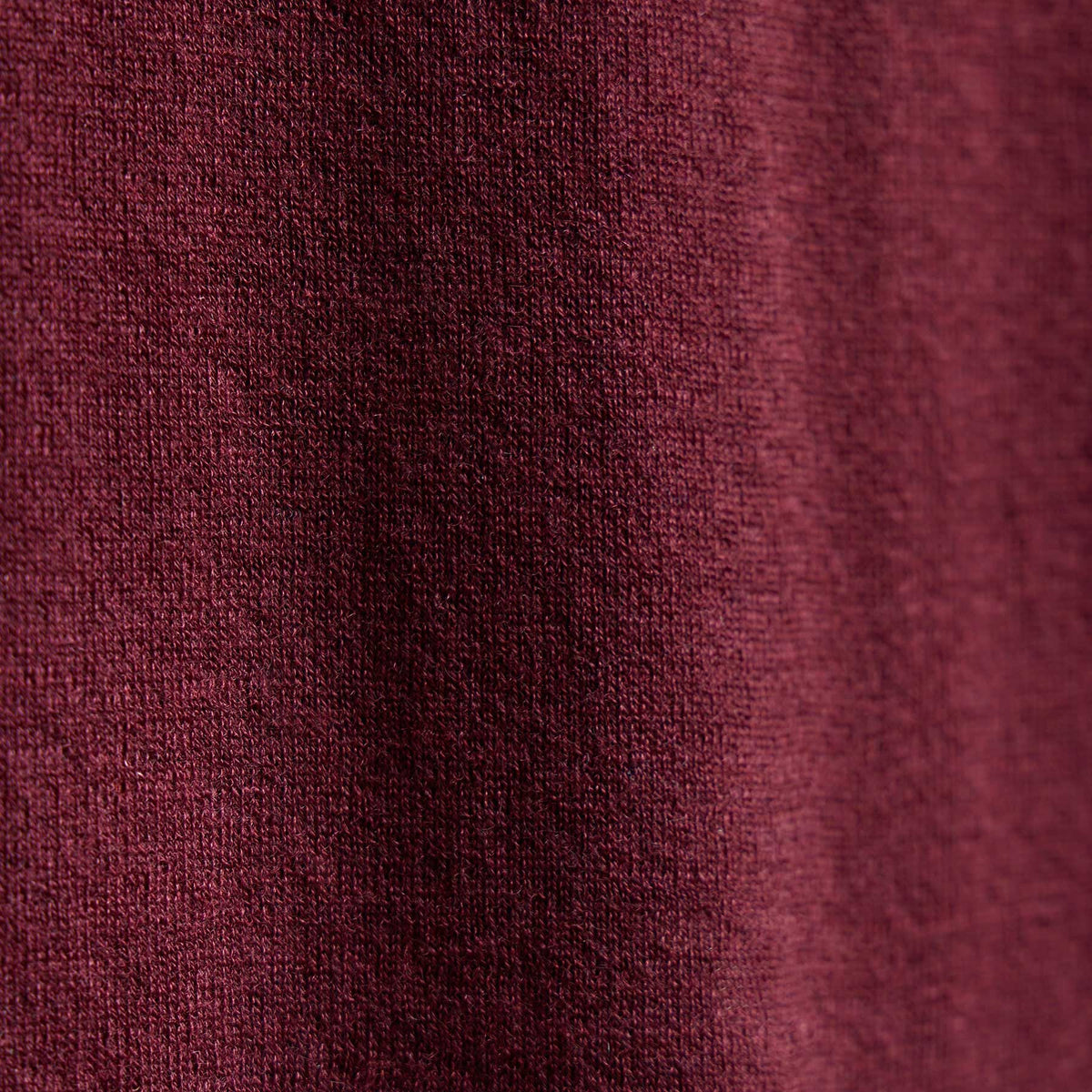 Ultra Fine Cashmere Raglan Crew in Cordova | James Perse Los Angeles