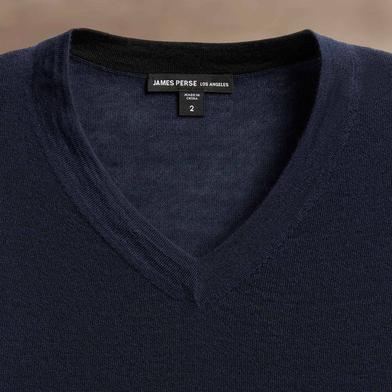 Ultra Fine Cshmr VinNeck Sweater in Dark Navy | James Perse Los Angeles