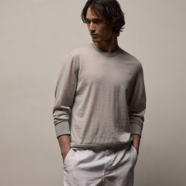 Ultrafine Cashmere Tipped Crew in Fog/Charcoal | James Perse Los Angeles