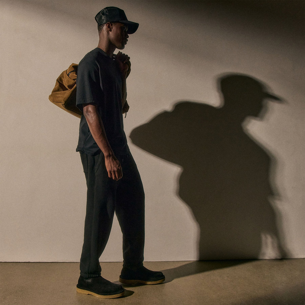 Cozy Sweatpant in Black | James Perse Los Angeles