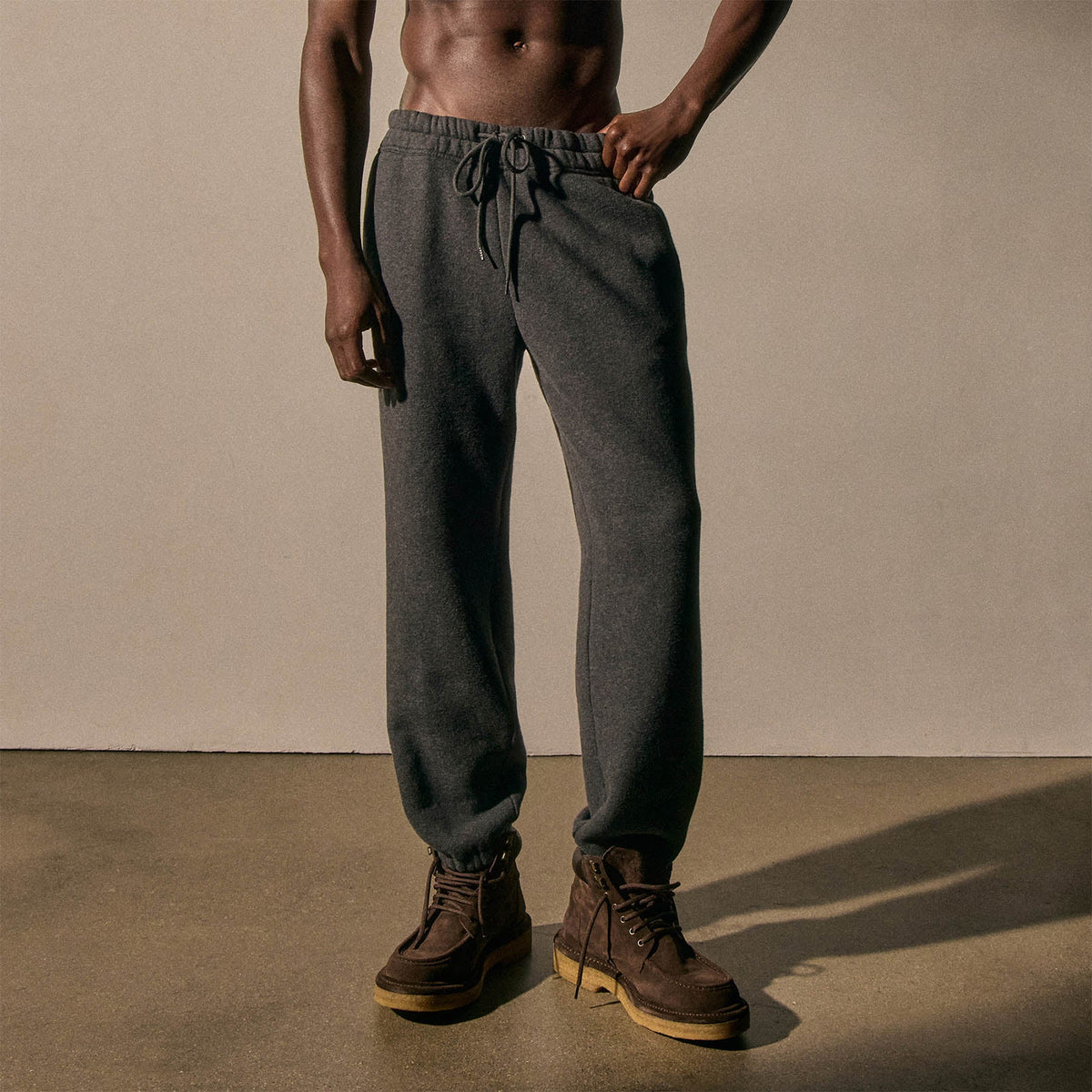 Cozy Sweatpant in Heather Charcoal | James Perse Los Angeles