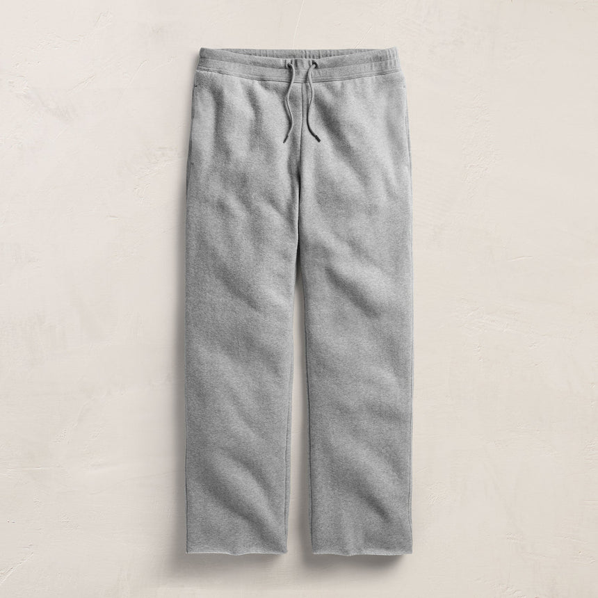 Cozy Fleece Relaxed Straight Leg Sweatpant in Heather Grey | James Perse Los Angeles
