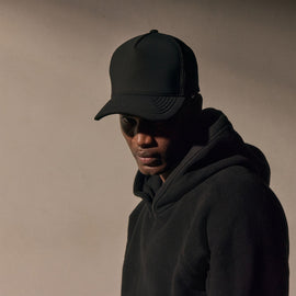 Cozy Hooded Sweatshirt in Black | James Perse Los Angeles