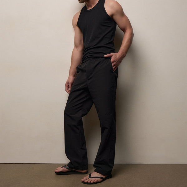 Italian Heavy Poplin Trouser in Black | James Perse Los Angeles