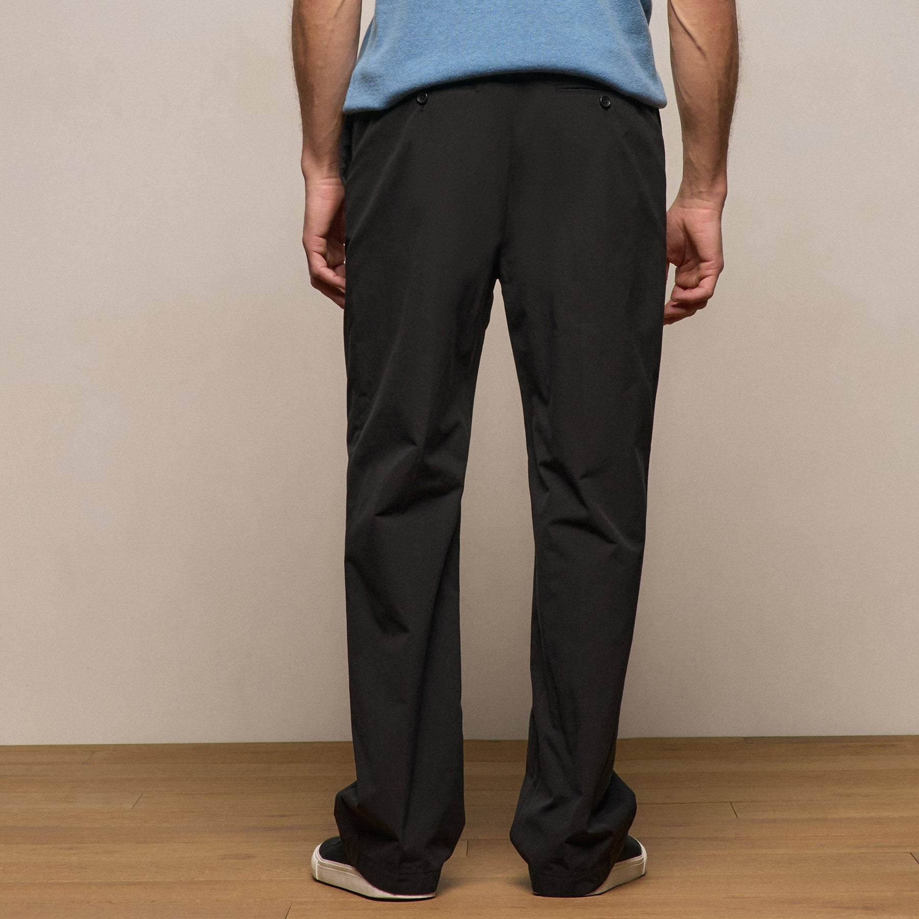 Italian Heavy Poplin Clean Front Trouser in Black | James Perse Los Angeles