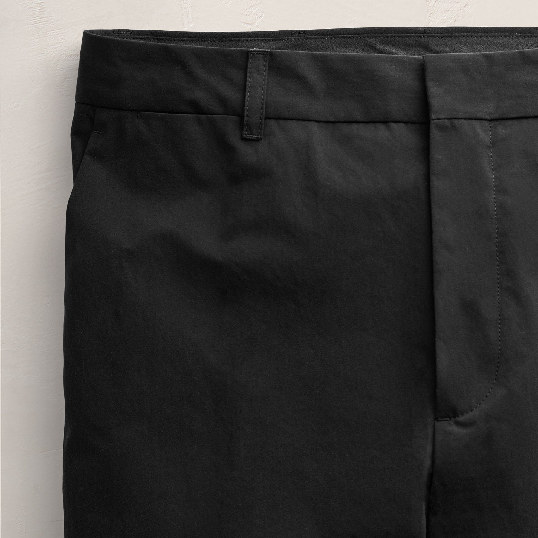 Italian Heavy Poplin Clean Front Trouser in Black | James Perse Los Angeles