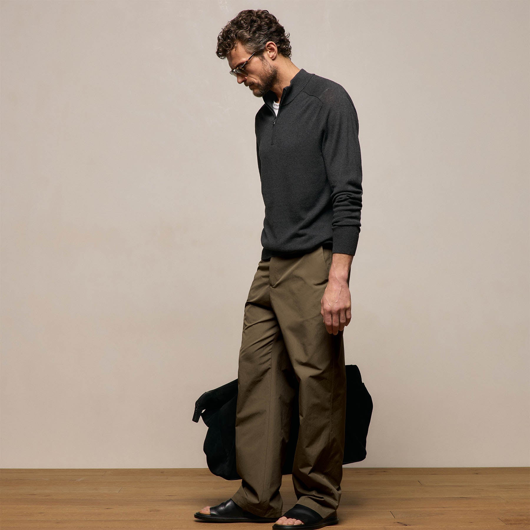 Italian Heavy Poplin Clean Front Trouser in Light Olive | James Perse Los Angeles