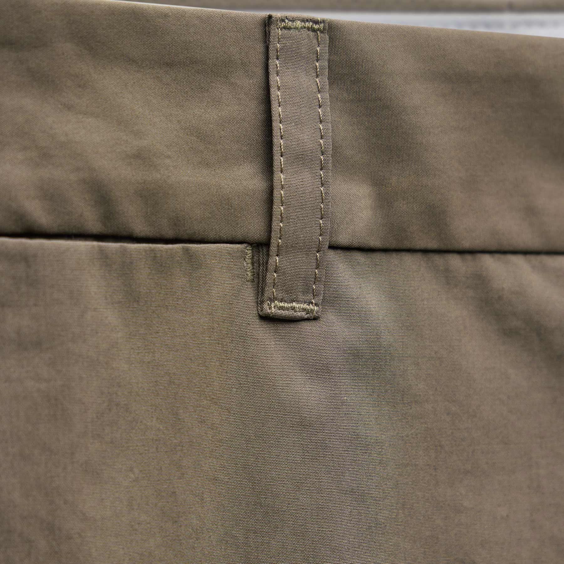 Italian Heavy Poplin Clean Front Trouser in Light Olive | James Perse Los Angeles