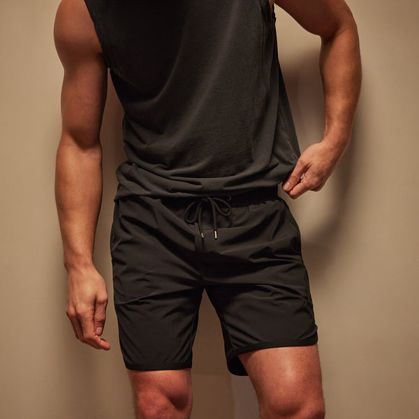 Curved Hem Board Short in Black/Black | James Perse Los Angeles