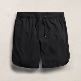 Curved Hem Board Short in Black/Black | James Perse Los Angeles