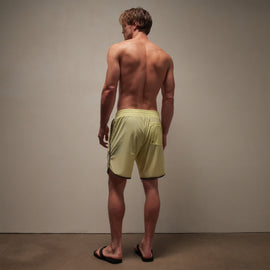 Curved Hem Board Short in Neon/Carbon | James Perse Los Angeles