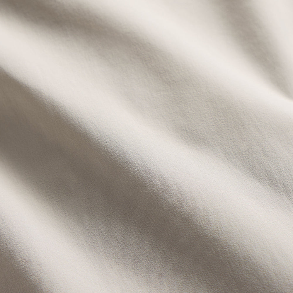 Split Hem Boardshort in Salt | James Perse Los Angeles