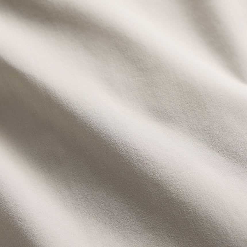 Split Hem Boardshort in Salt | James Perse Los Angeles