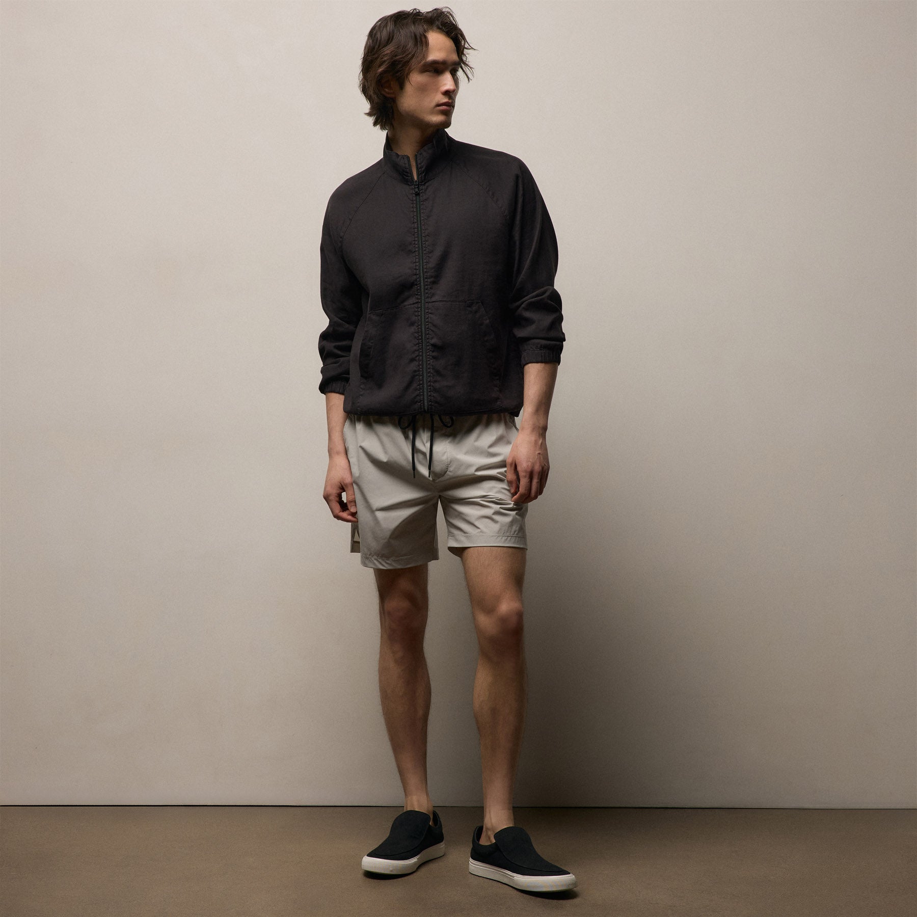 Split Hem Boardshort in Salt | James Perse Los Angeles