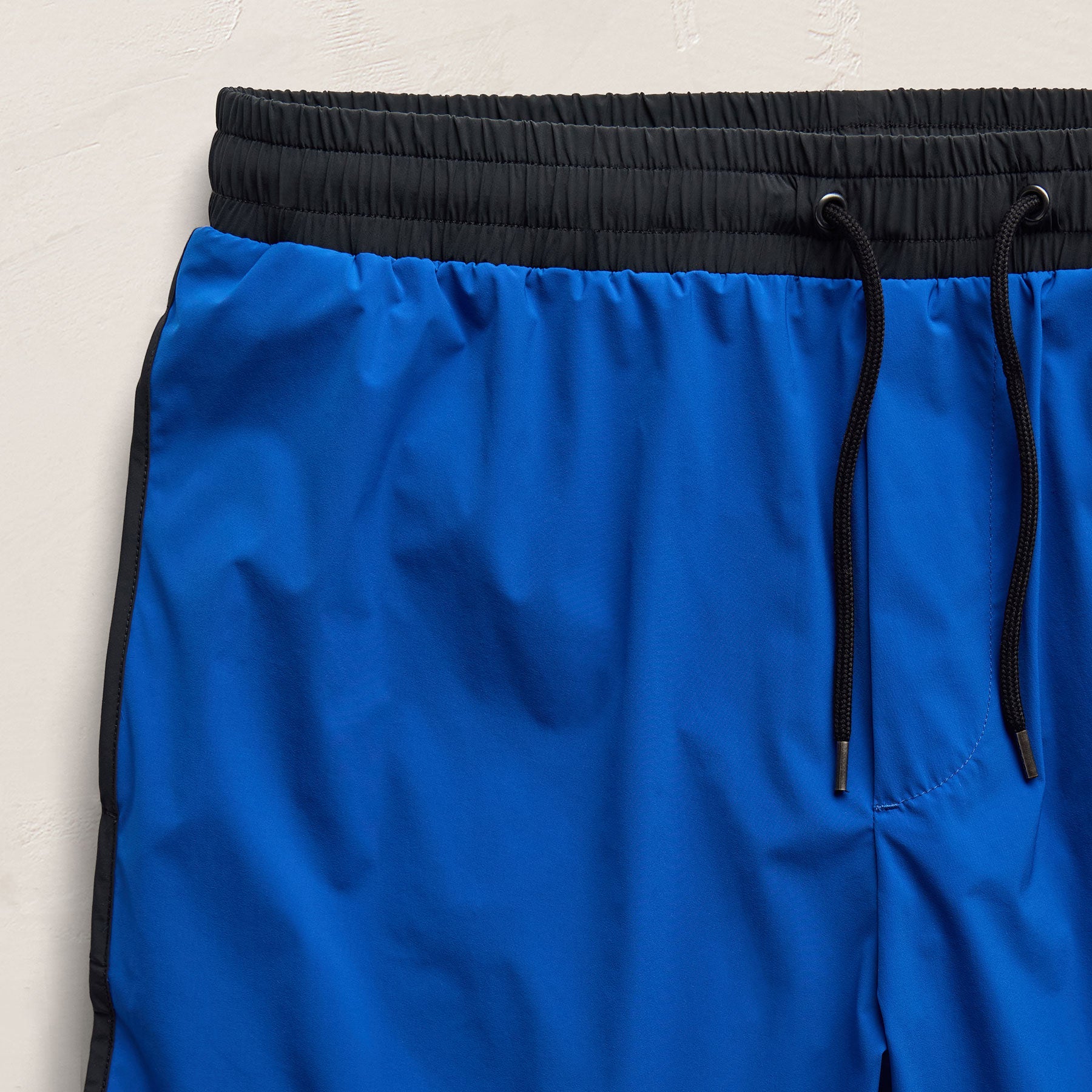 Retro Boardshort in Baltic Blue/Magma | James Perse Los Angeles
