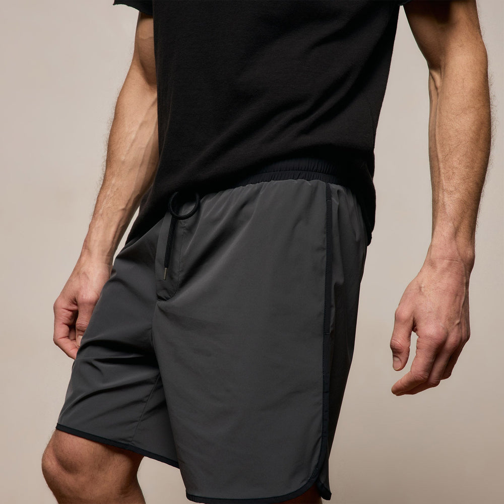 Retro Boardshort in Carbon/Black | James Perse Los Angeles