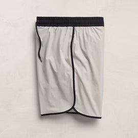 Retro Boardshort in Salt/Black | James Perse Los Angeles