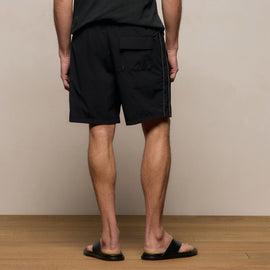 Contrast Piped Boardshort in Black/Carbon | James Perse Los Angeles