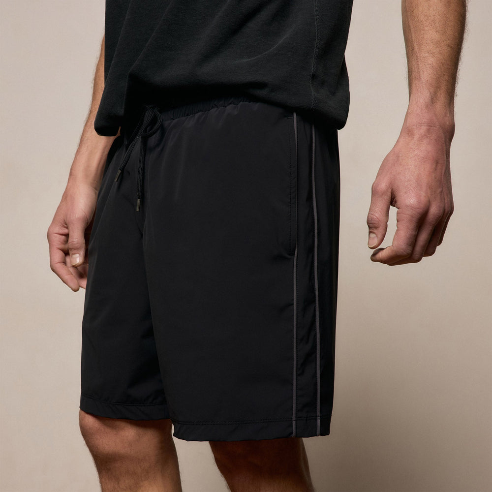Contrast Piped Boardshort in Black/Carbon | James Perse Los Angeles