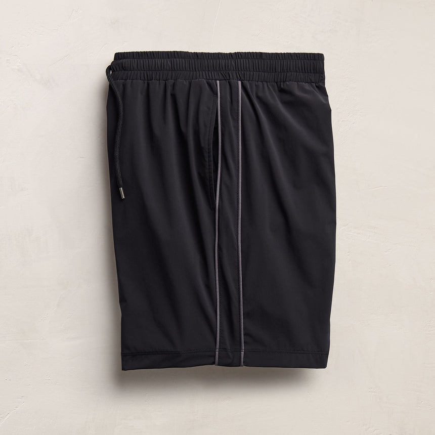 Contrast Piped Boardshort in Black/Carbon | James Perse Los Angeles