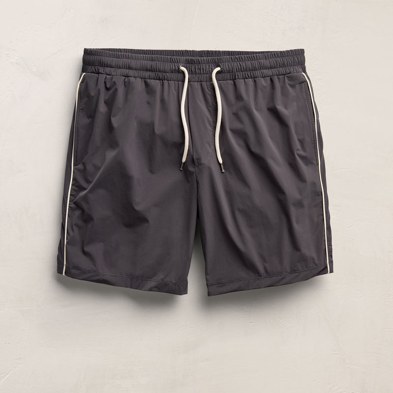Contrast Piped Boardshort in Carbon/Ivory | James Perse Los Angeles