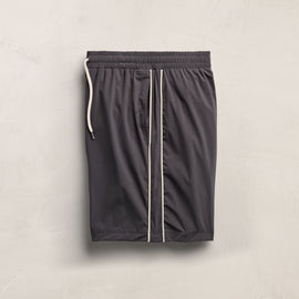 Contrast Piped Boardshort in Carbon/Ivory | James Perse Los Angeles