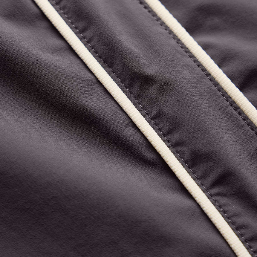 Contrast Piped Boardshort in Carbon/Ivory | James Perse Los Angeles