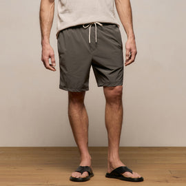 Contrast Piped Boardshort in Granite/Ivory | James Perse Los Angeles