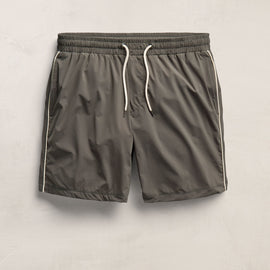 Contrast Piped Boardshort in Granite/Ivory | James Perse Los Angeles