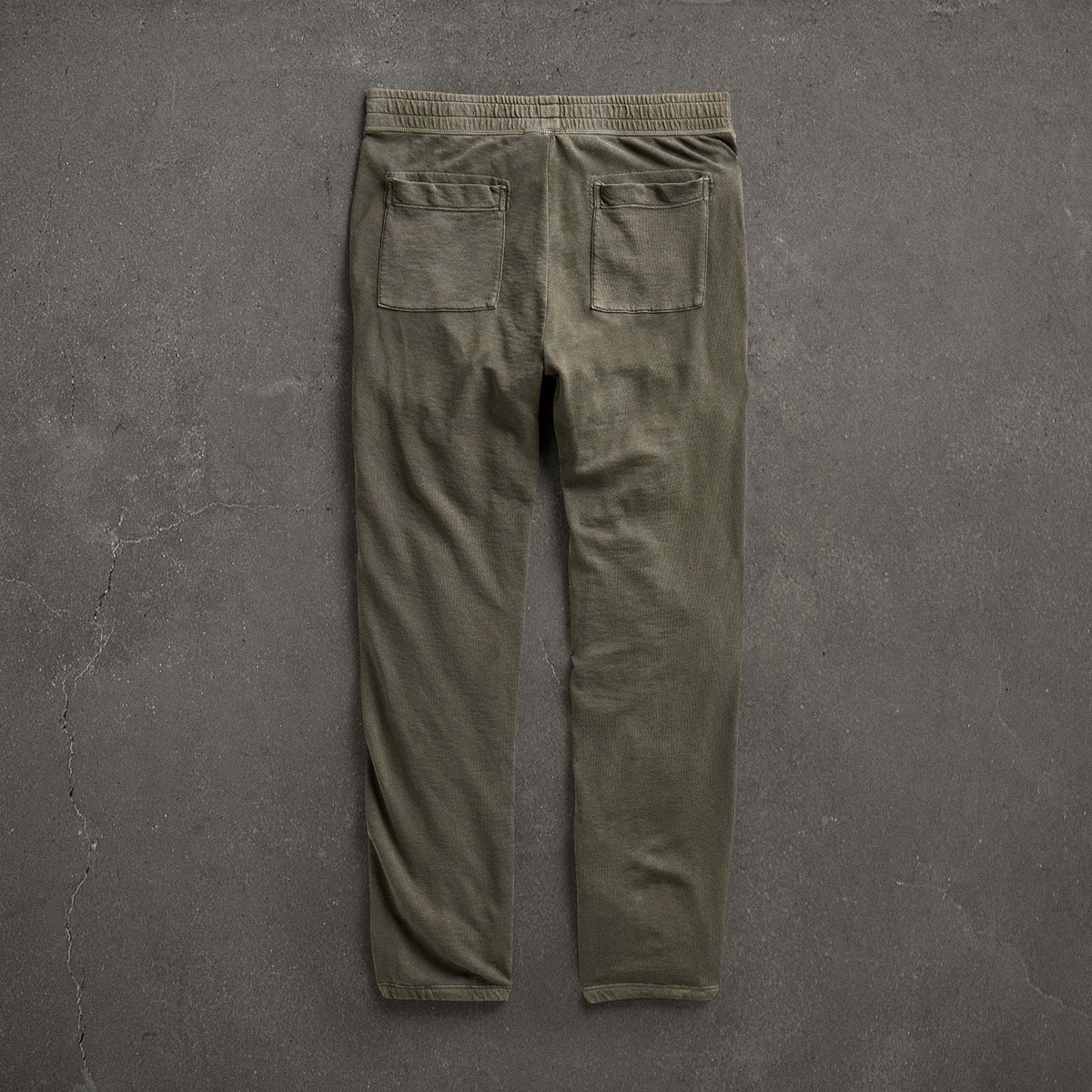 JP x LA in Sweat Pant in Platoon Pigment | James Perse Los Angeles