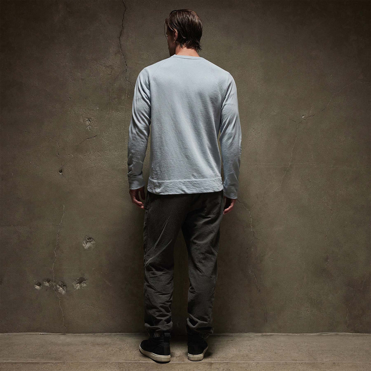 Vintage French Terry Sweatshirt in Open Sky Pigment | James Perse Los Angeles