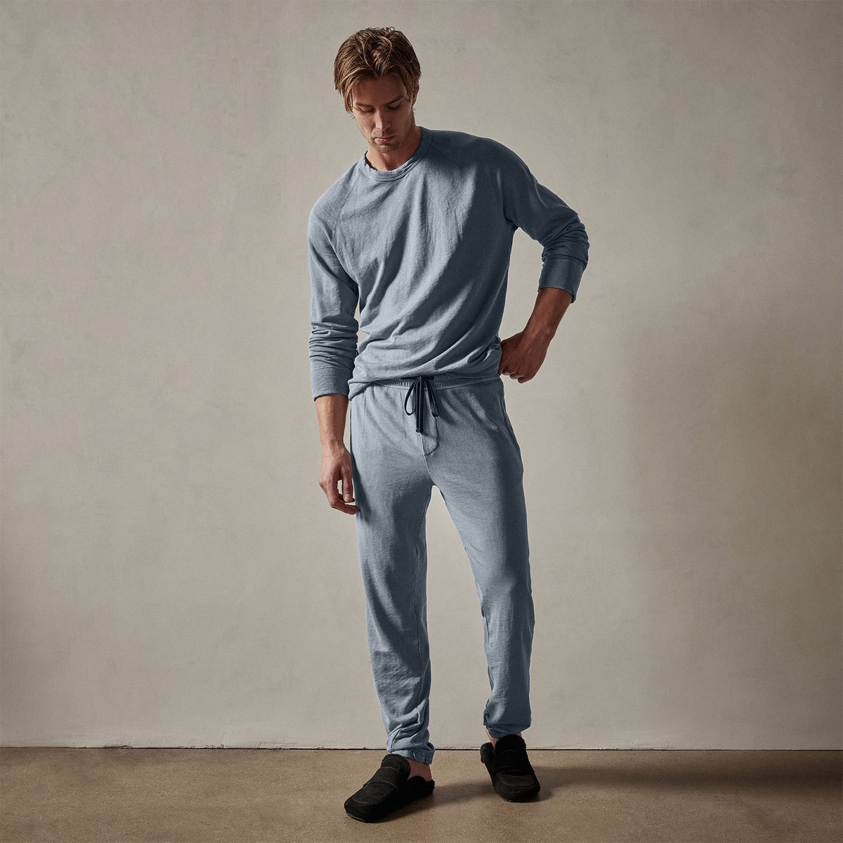 Vintage French Terry Sweatshirt in Bluestone Pigment | James Perse Los Angeles