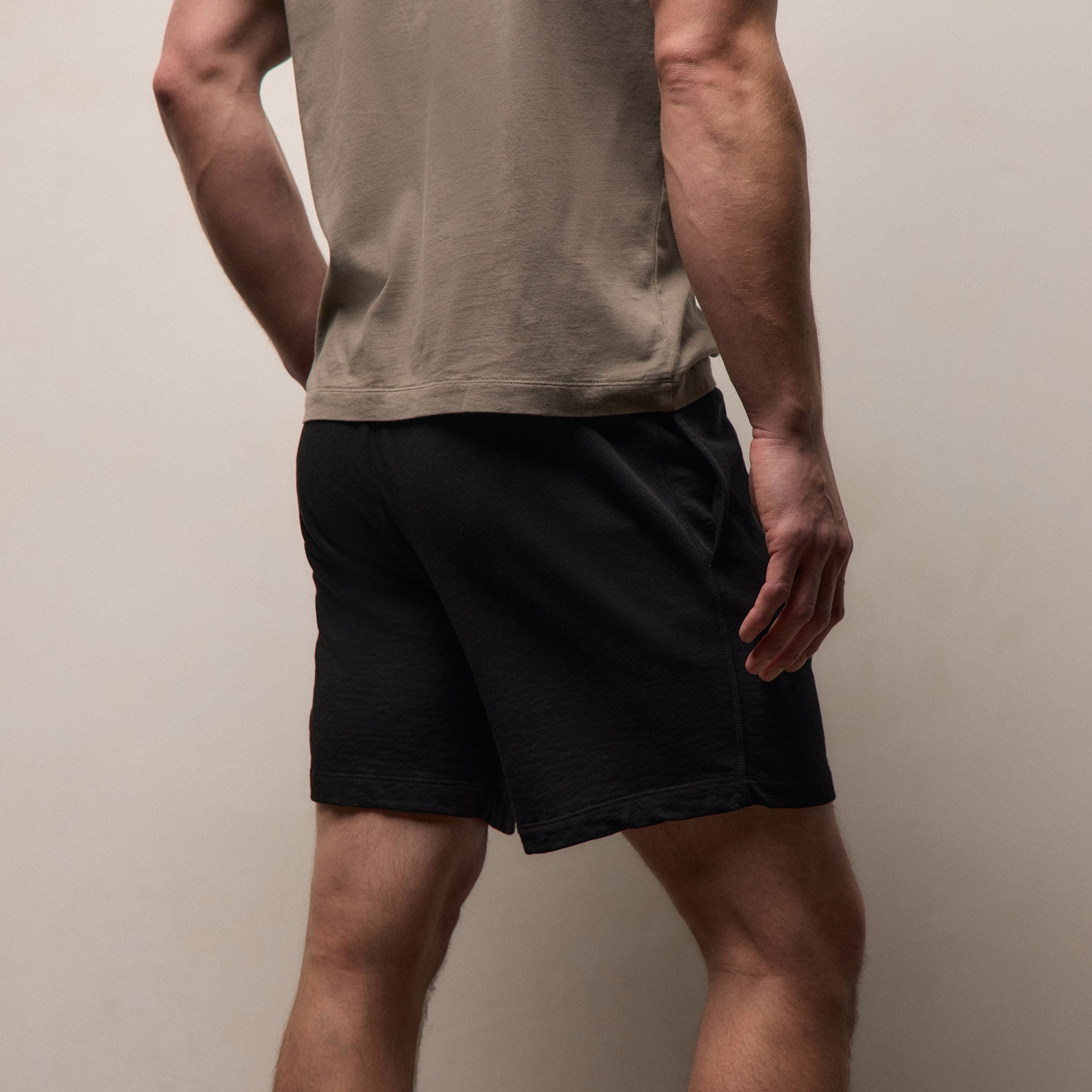 Vintage French Terry Sweat Short - Black | James Perse Los Angeles