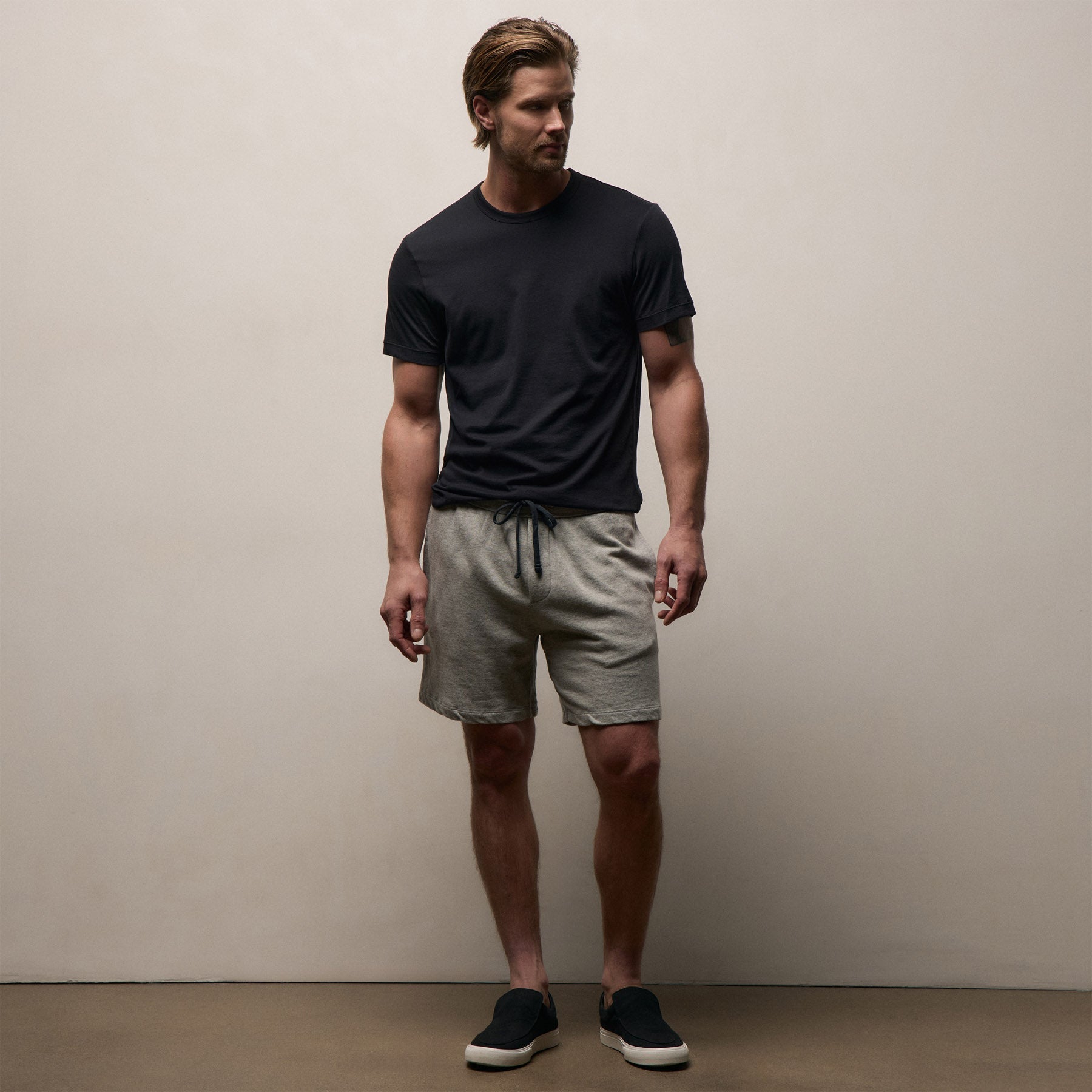 Relaxed Fit Linen Short - Cargo Pigment | James Perse Los Angeles